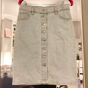 Levi’s Midi Skirt
